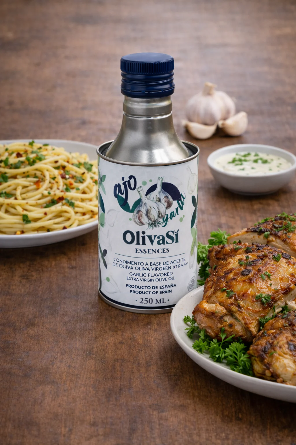 Oliva Sí Essence Knoblauch mit Pasta, Ofenhähnchen und Knoblauch